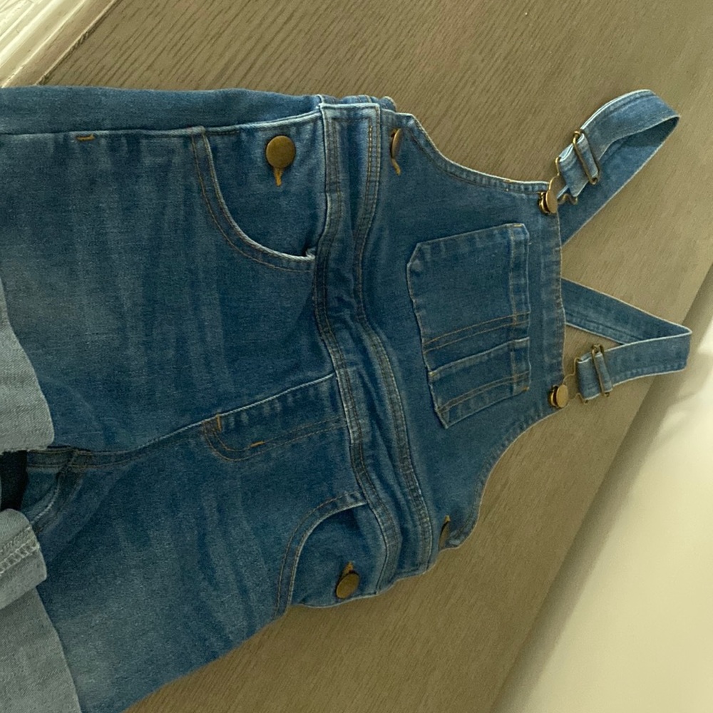 Size 6 Crazy 8 shortalls